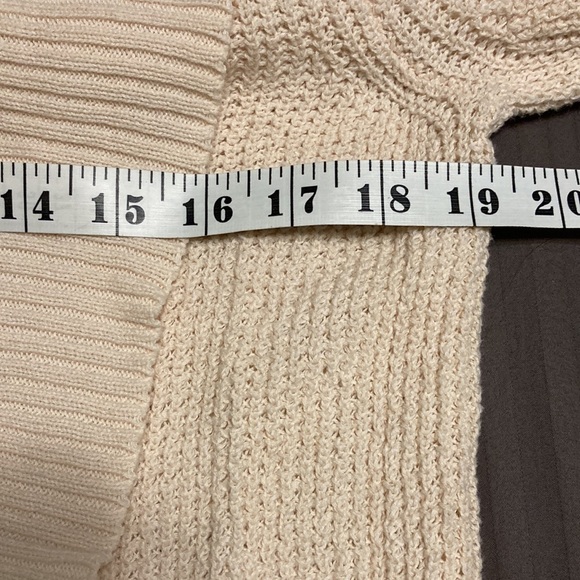 Gorgeous Cream Colored Express Cardigan Sweater XS S Shawl Collar Ribbed - Picture 9 of 11